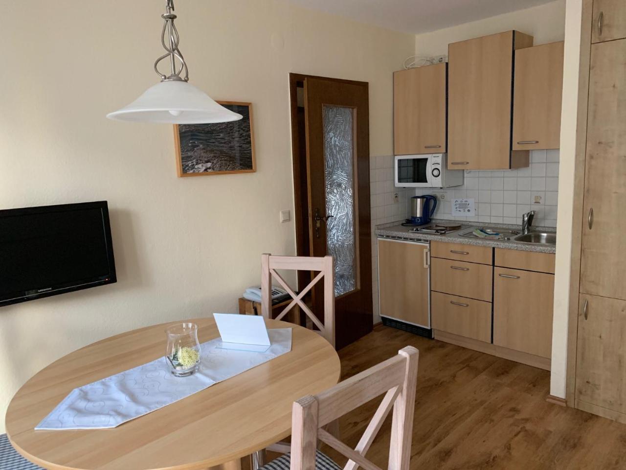 Pension Appartementhaus Hus Moehlenbarg Cuxhaven Buitenkant foto
